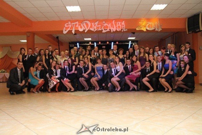 Studniówka ZSZ(15.01.2011) - zdjęcie #67 - eOstroleka.pl