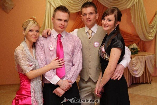 Studniówka ZSZ(15.01.2011) - zdjęcie #36 - eOstroleka.pl