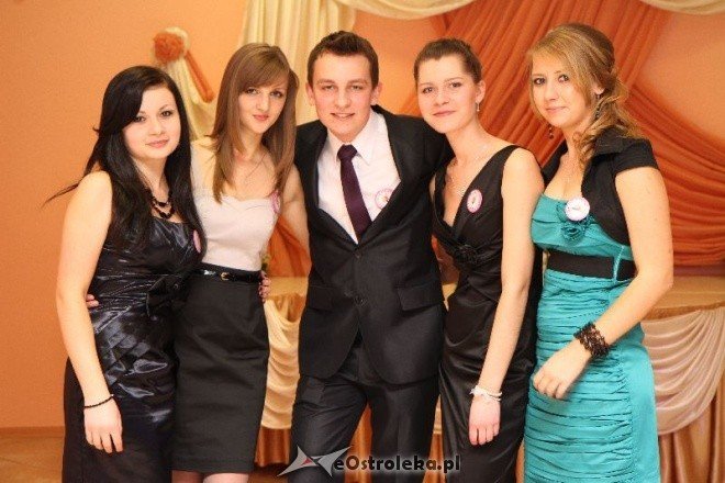 Studniówka ZSZ(15.01.2011) - zdjęcie #35 - eOstroleka.pl