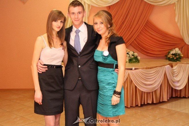 Studniówka ZSZ(15.01.2011) - zdjęcie #32 - eOstroleka.pl