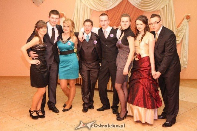 Studniówka ZSZ(15.01.2011) - zdjęcie #27 - eOstroleka.pl