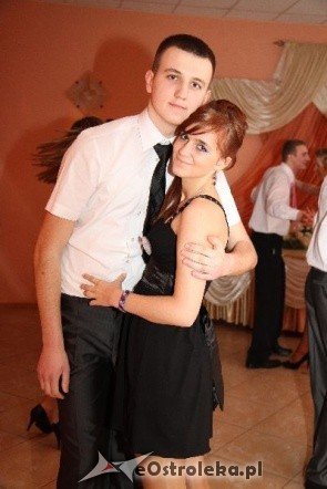 Studniówka ZSZ(15.01.2011) - zdjęcie #8 - eOstroleka.pl