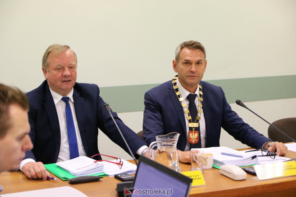 L sesja Rady Miasta w Ostrołęce [30.09.2021] - zdjęcie #1 - eOstroleka.pl