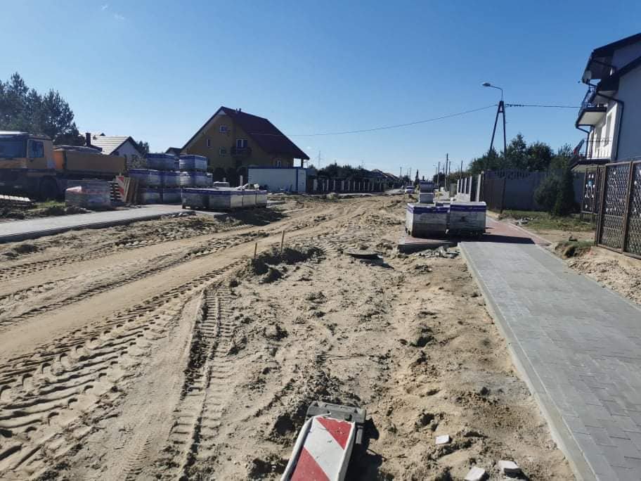 Przebudowa ulicy Polnej w Laskowcu - zdjęcie #4 - eOstroleka.pl