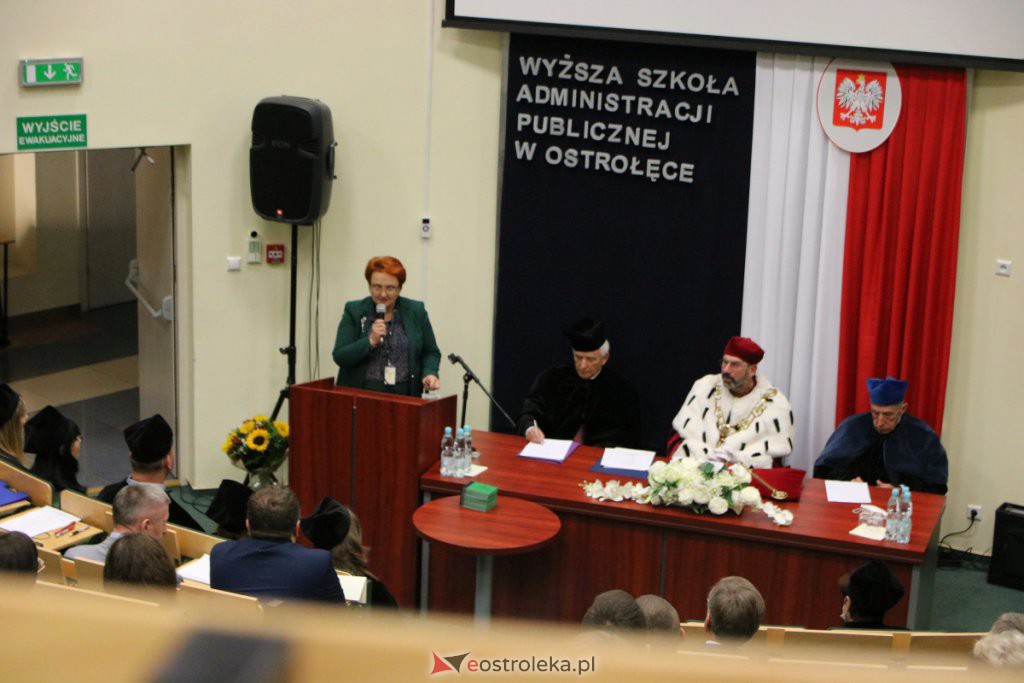 Inauguracja roku akademickiego w Wyższej Szkole Administracji Publicznej w Ostrołęce [01.10.2021] - zdjęcie #42 - eOstroleka.pl