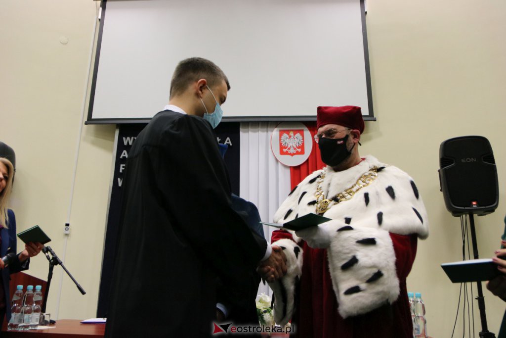 Inauguracja roku akademickiego w Wyższej Szkole Administracji Publicznej w Ostrołęce [01.10.2021] - zdjęcie #12 - eOstroleka.pl