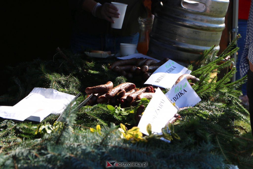 Festyn charytatywny Pomaganie przez podjadanie w Nowej Wsi Wchodniej [03.10.2021] - zdjęcie #22 - eOstroleka.pl