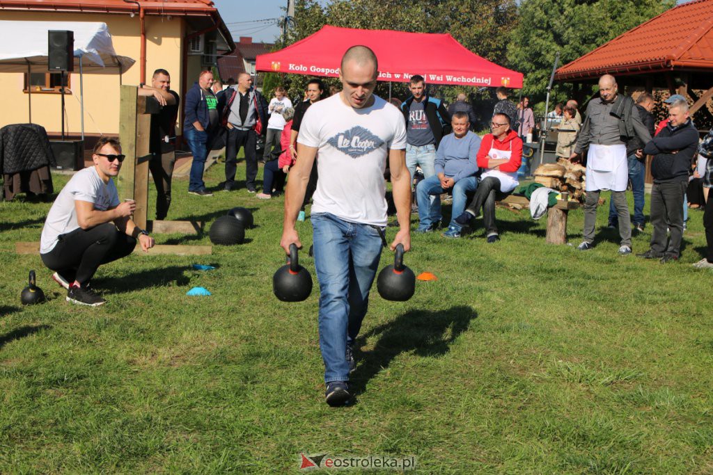 Festyn charytatywny Pomaganie przez podjadanie w Nowej Wsi Wchodniej [03.10.2021] - zdjęcie #37 - eOstroleka.pl