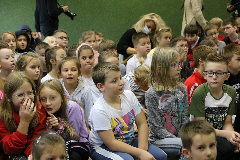 Podsumowanie akcji Bezpieczna droga do szkoły [04.10.2021] - zdjęcie #27 - eOstroleka.pl