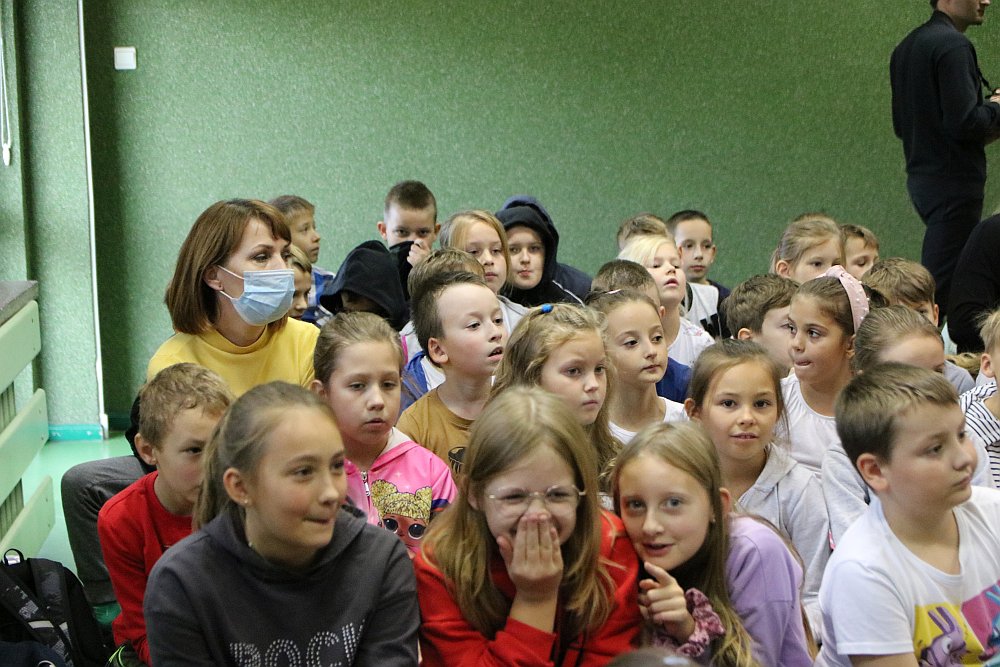 Podsumowanie akcji Bezpieczna droga do szkoły [04.10.2021] - zdjęcie #28 - eOstroleka.pl