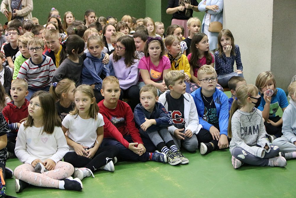 Podsumowanie akcji Bezpieczna droga do szkoły [04.10.2021] - zdjęcie #46 - eOstroleka.pl