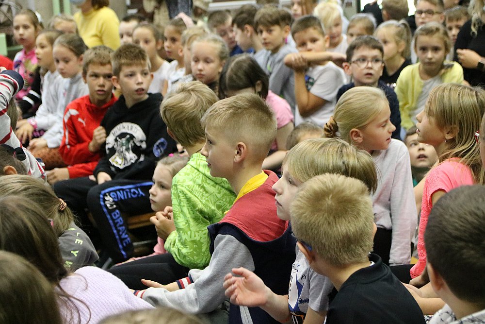 Podsumowanie akcji Bezpieczna droga do szkoły [04.10.2021] - zdjęcie #11 - eOstroleka.pl