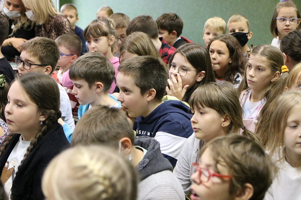 Podsumowanie akcji Bezpieczna droga do szkoły [04.10.2021] - zdjęcie #9 - eOstroleka.pl