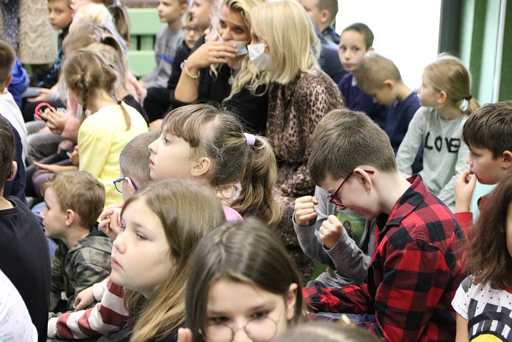 Podsumowanie akcji Bezpieczna droga do szkoły [04.10.2021] - zdjęcie #4 - eOstroleka.pl