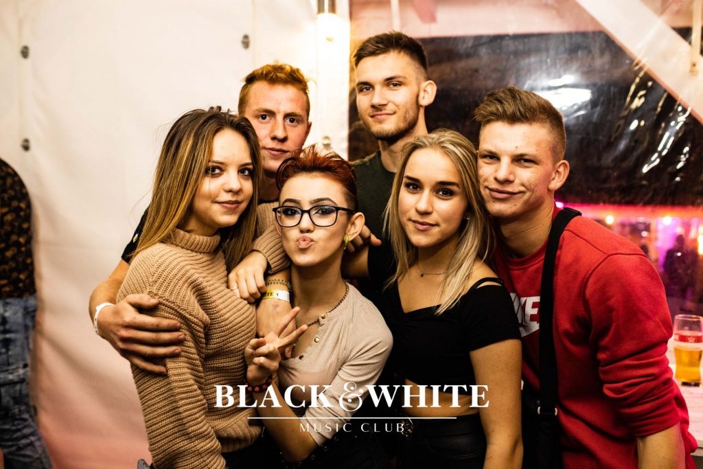 Sobota w Clubie Black&White [24.09.2021] - zdjęcie #19 - eOstroleka.pl