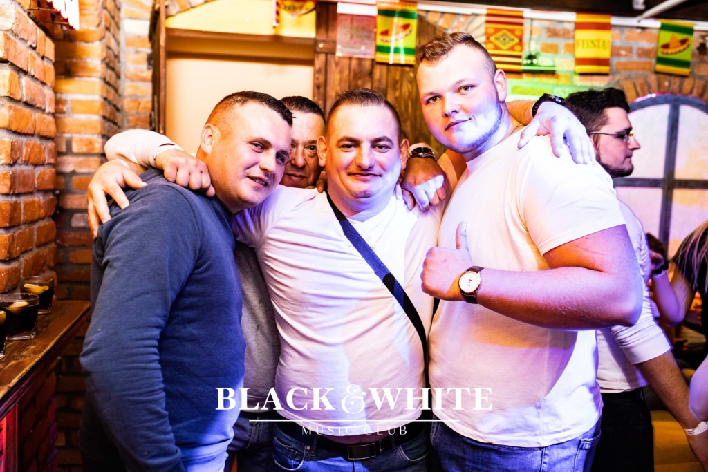 Sobota w Clubie Black&White [24.09.2021] - zdjęcie #20 - eOstroleka.pl