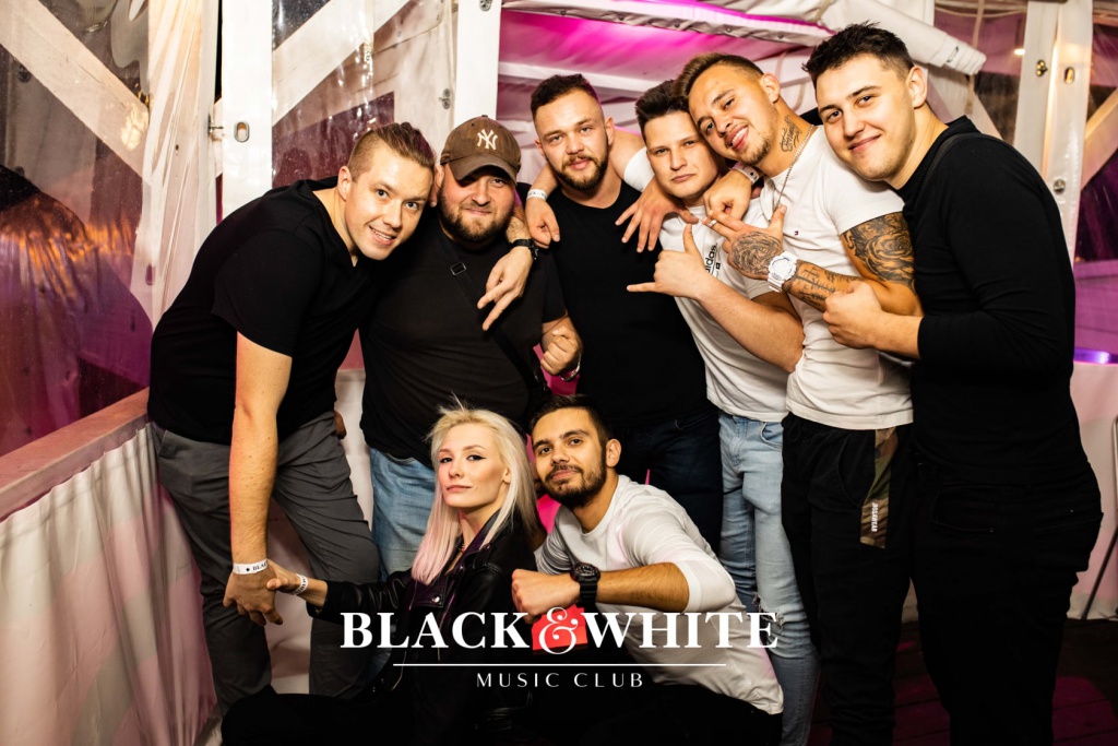 Sobota w Clubie Black&White [24.09.2021] - zdjęcie #40 - eOstroleka.pl