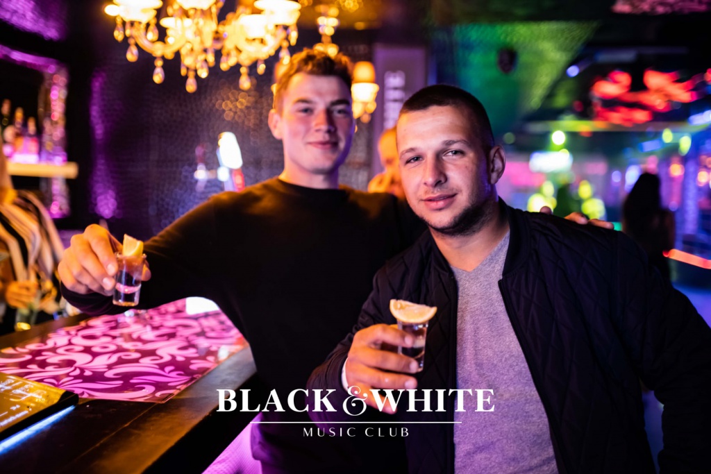 Sobota w Clubie Black&White [24.09.2021] - zdjęcie #42 - eOstroleka.pl