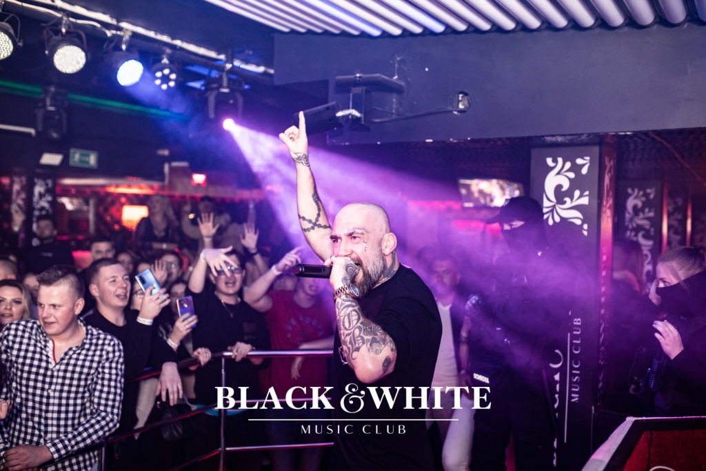 Sobota w Clubie Black&White [24.09.2021] - zdjęcie #56 - eOstroleka.pl