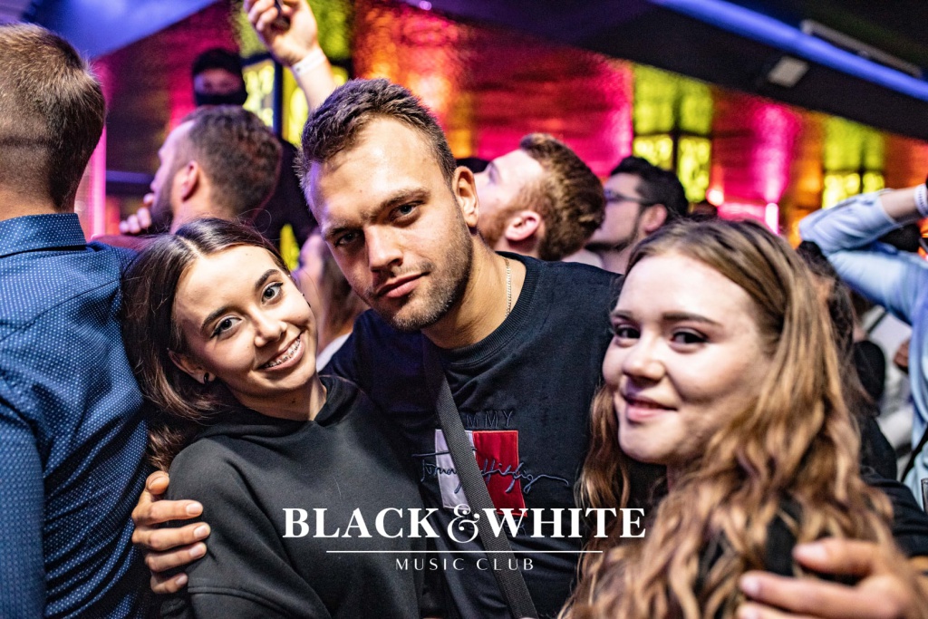 Sobota w Clubie Black&White [24.09.2021] - zdjęcie #19 - eOstroleka.pl
