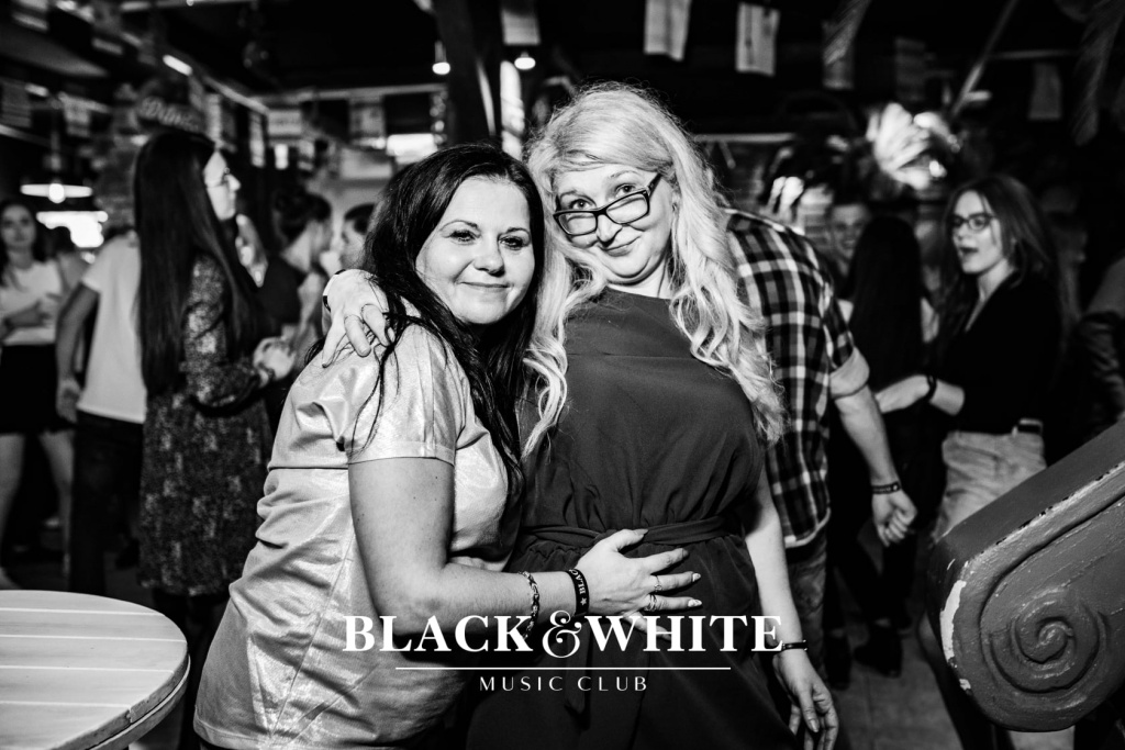 Za zdrowie ex w Clubie Black&White [25.09.2021] - zdjęcie #48 - eOstroleka.pl