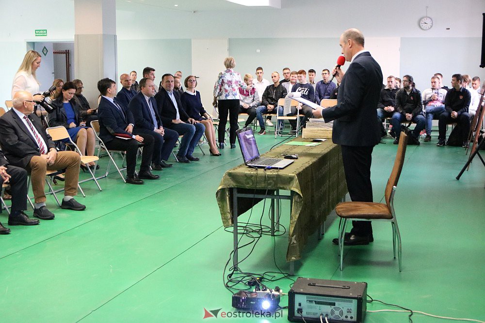 Obchody 100-lecia „Metalówki”. Konferencja popularnonaukowa o szkolnictwie zawodowym w Ostrołęce [06.10.2021] - zdjęcie #34 - eOstroleka.pl