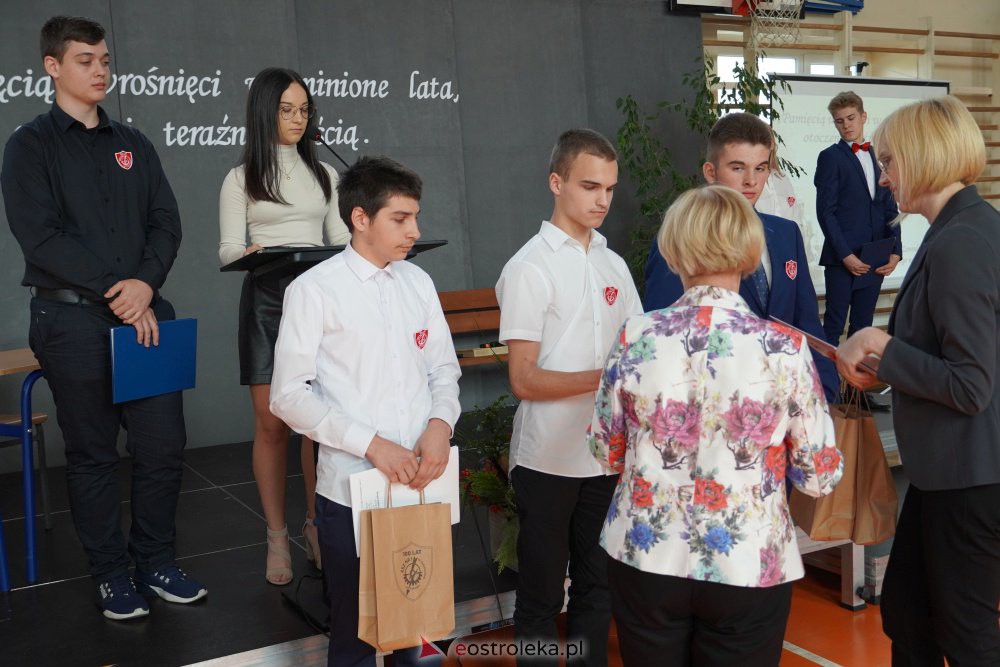 Ślubowanie pierwszaków ZSZ 1  - zdjęcie #10 - eOstroleka.pl
