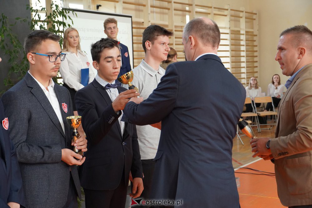 Ślubowanie pierwszaków ZSZ 1  - zdjęcie #3 - eOstroleka.pl
