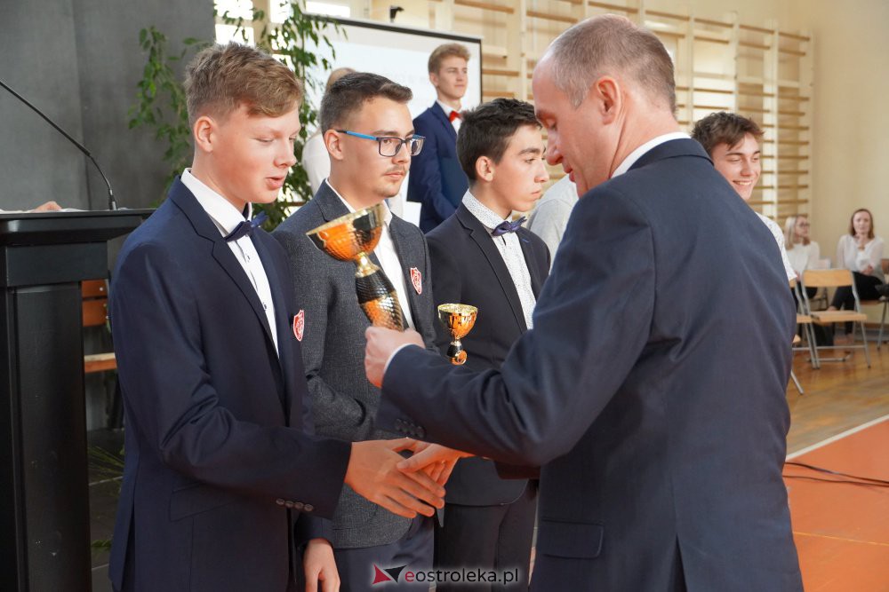 Ślubowanie pierwszaków ZSZ 1  - zdjęcie #2 - eOstroleka.pl