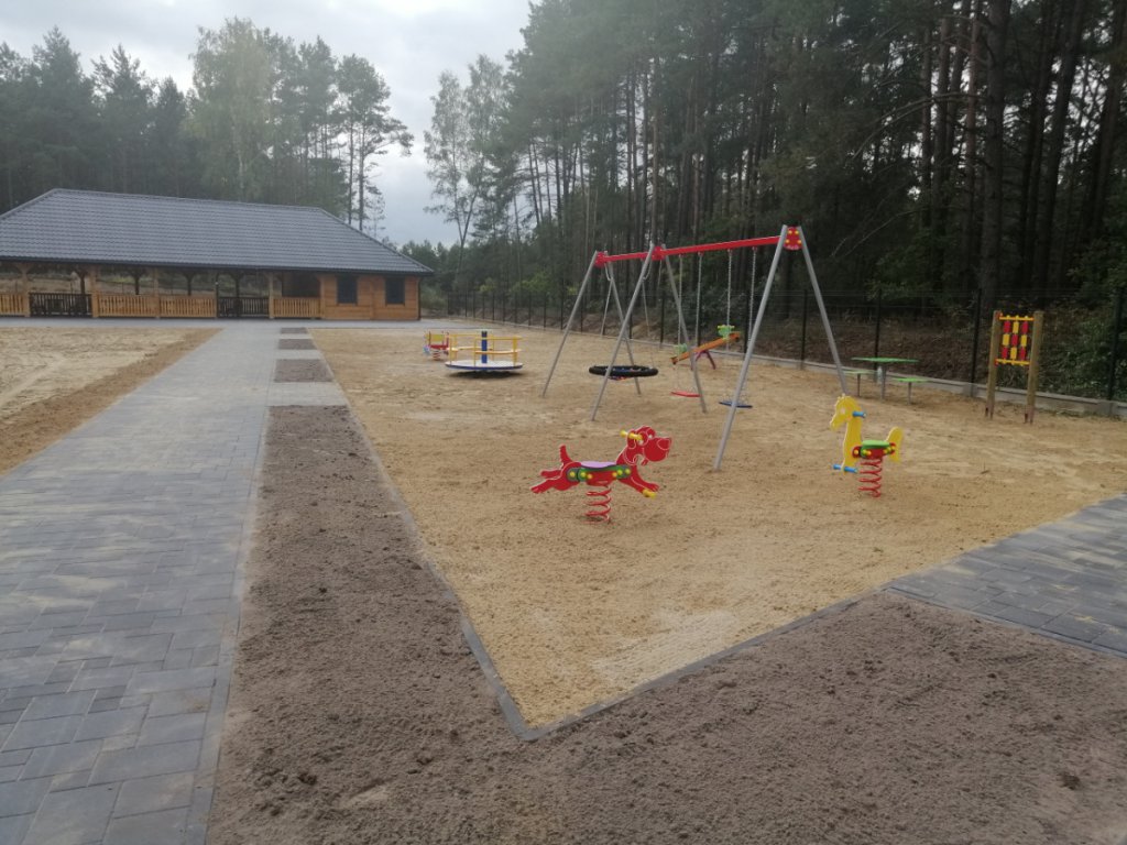 Nowe siłownie plenerowe i plac zabaw w gminie Łyse - zdjęcie #26 - eOstroleka.pl