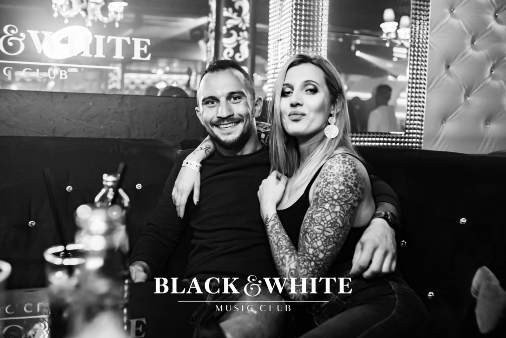 Wiatr w Clubie Black&White [01.10.2021] - zdjęcie #57 - eOstroleka.pl