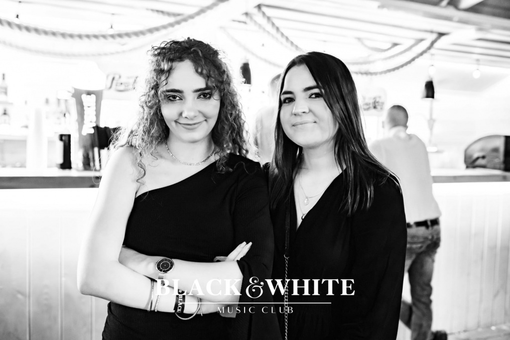 Wielka integracja studencka w Clubie Black&White [02.10.2021] - zdjęcie #7 - eOstroleka.pl