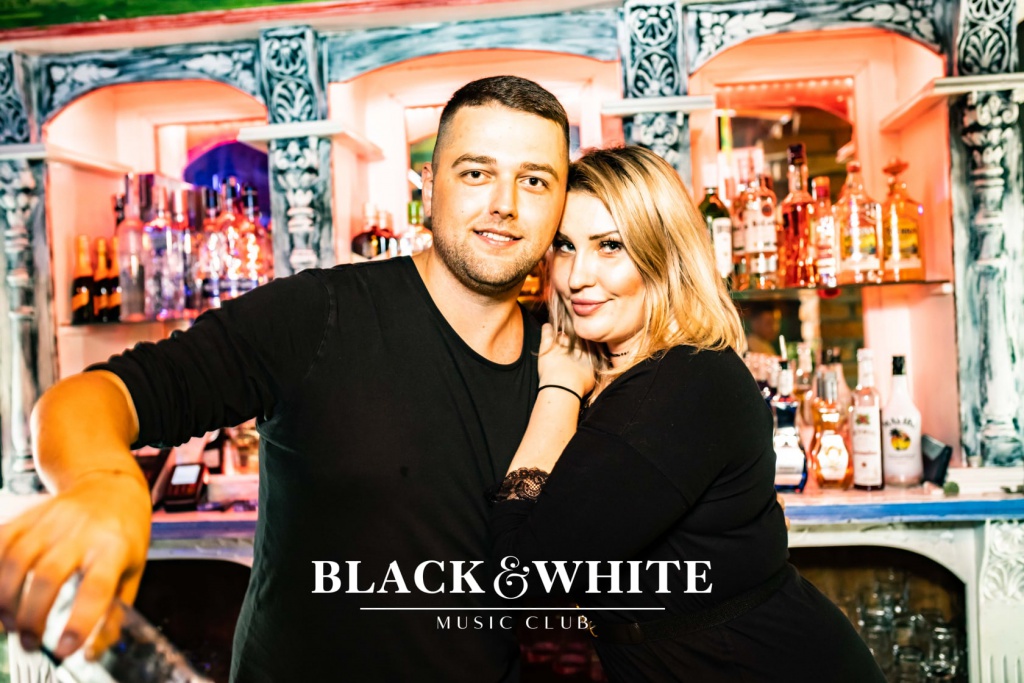 Wielka integracja studencka w Clubie Black&White [02.10.2021] - zdjęcie #24 - eOstroleka.pl