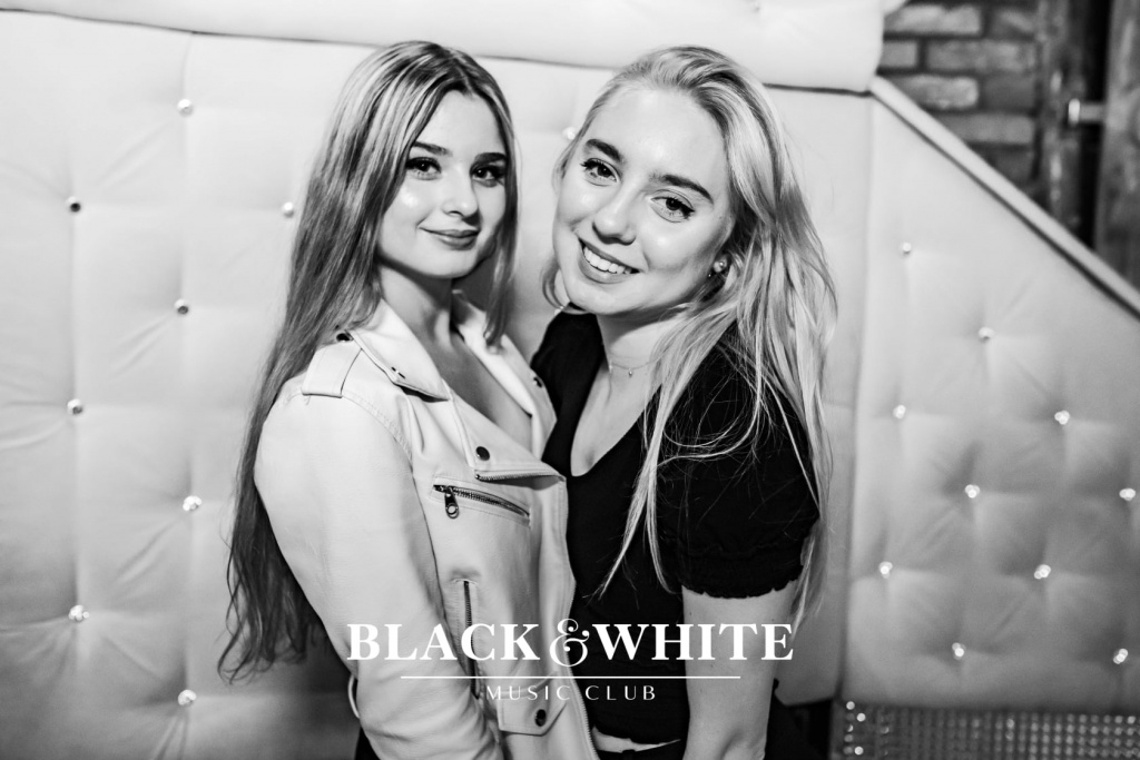 Wielka integracja studencka w Clubie Black&White [02.10.2021] - zdjęcie #31 - eOstroleka.pl