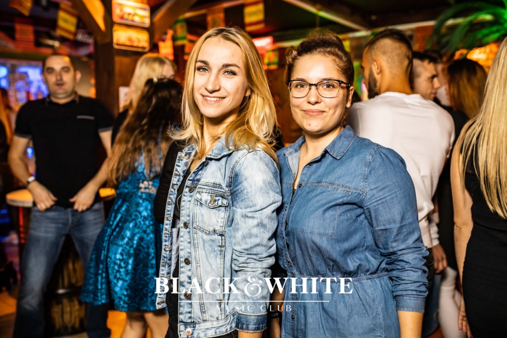 Wielka integracja studencka w Clubie Black&White [02.10.2021] - zdjęcie #45 - eOstroleka.pl
