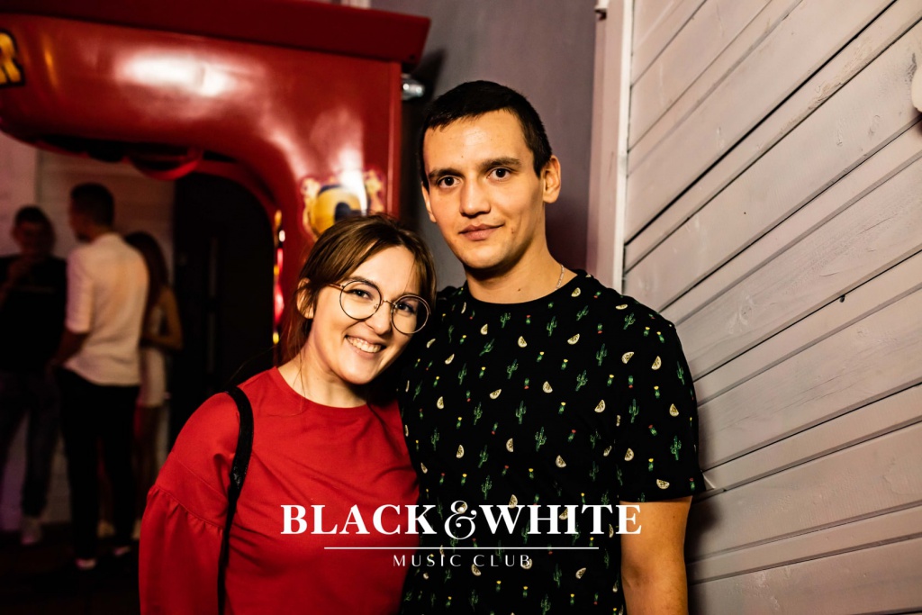 Wielka integracja studencka w Clubie Black&White [02.10.2021] - zdjęcie #48 - eOstroleka.pl