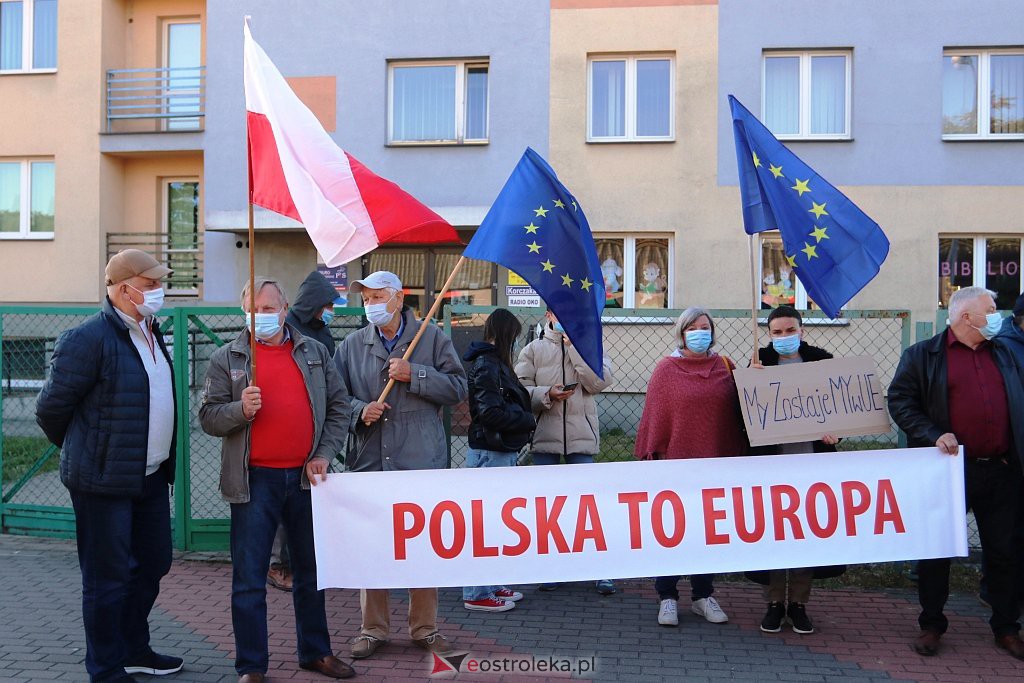 Protest przeciwko wyrokowi Trybunału Konstytucyjnego [10.10.2021] - zdjęcie #19 - eOstroleka.pl