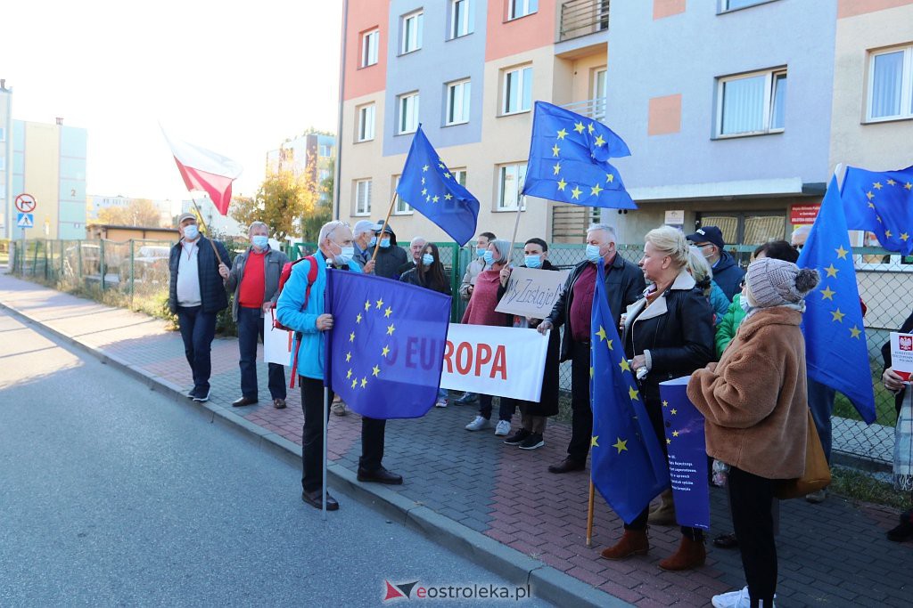 Protest przeciwko wyrokowi Trybunału Konstytucyjnego [10.10.2021] - zdjęcie #5 - eOstroleka.pl