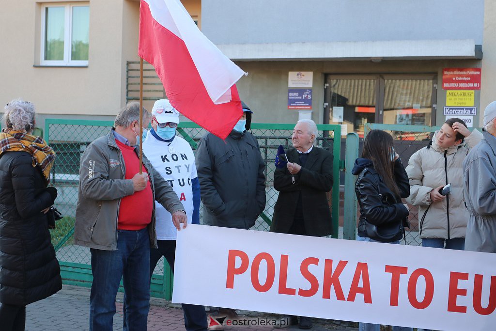 Protest przeciwko wyrokowi Trybunału Konstytucyjnego [10.10.2021] - zdjęcie #15 - eOstroleka.pl