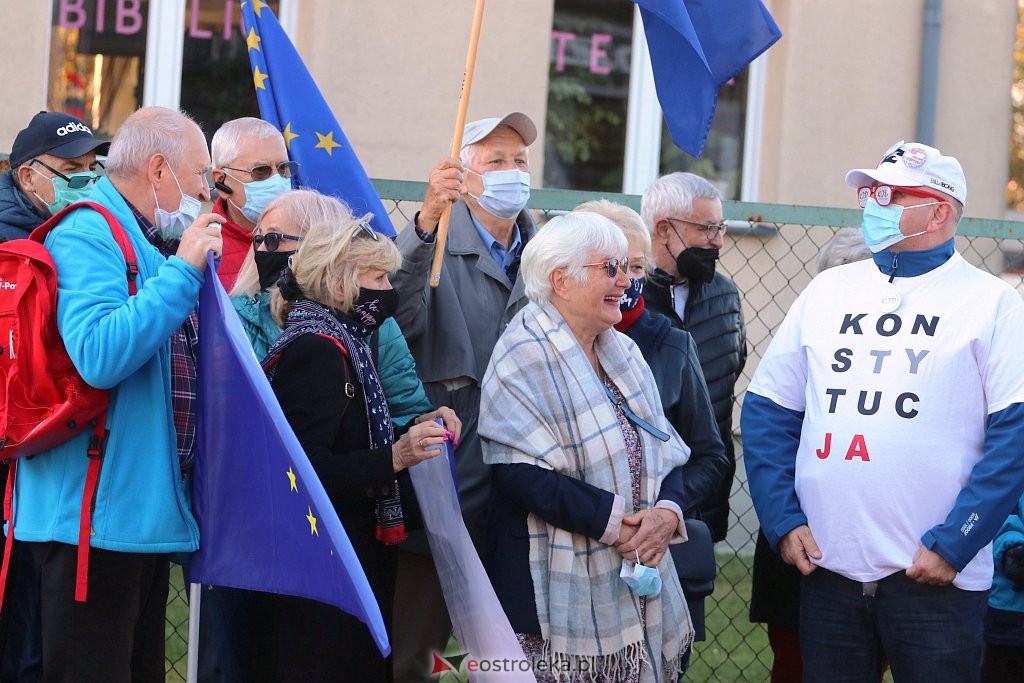Protest przeciwko wyrokowi Trybunału Konstytucyjnego [10.10.2021] - zdjęcie #20 - eOstroleka.pl