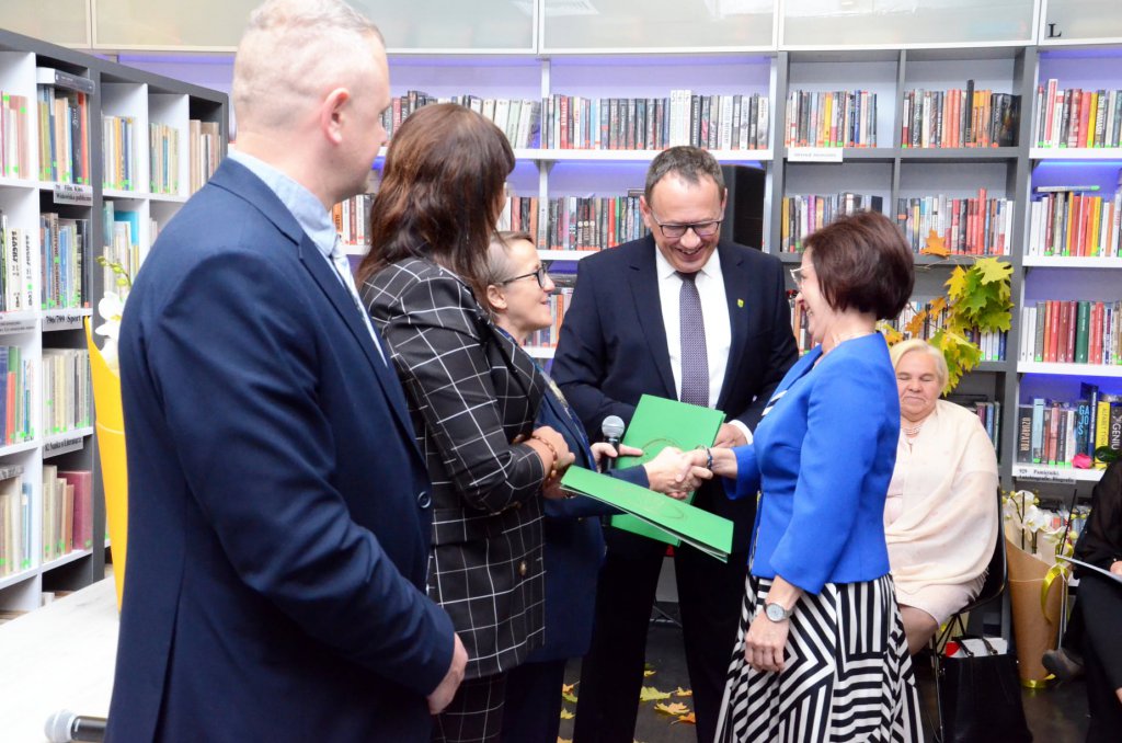 Dzień Edukacji Narodowej w Kadzidle [14.10.2021] - zdjęcie #13 - eOstroleka.pl