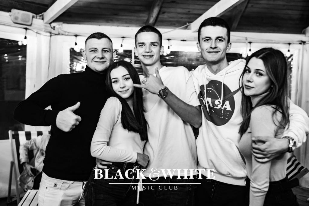 Kartky w Clubie Black&White [08.10.2021] - zdjęcie #51 - eOstroleka.pl