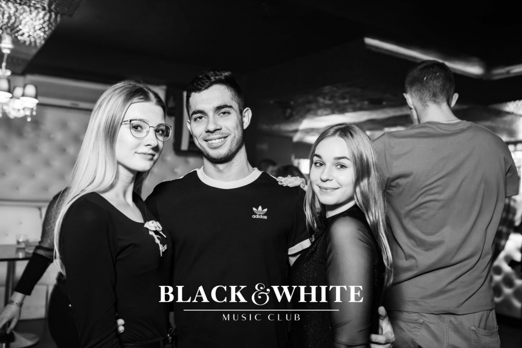 Kartky w Clubie Black&White [08.10.2021] - zdjęcie #55 - eOstroleka.pl