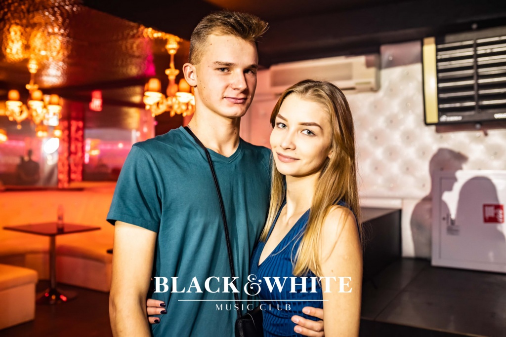 Kartky w Clubie Black&White [08.10.2021] - zdjęcie #60 - eOstroleka.pl