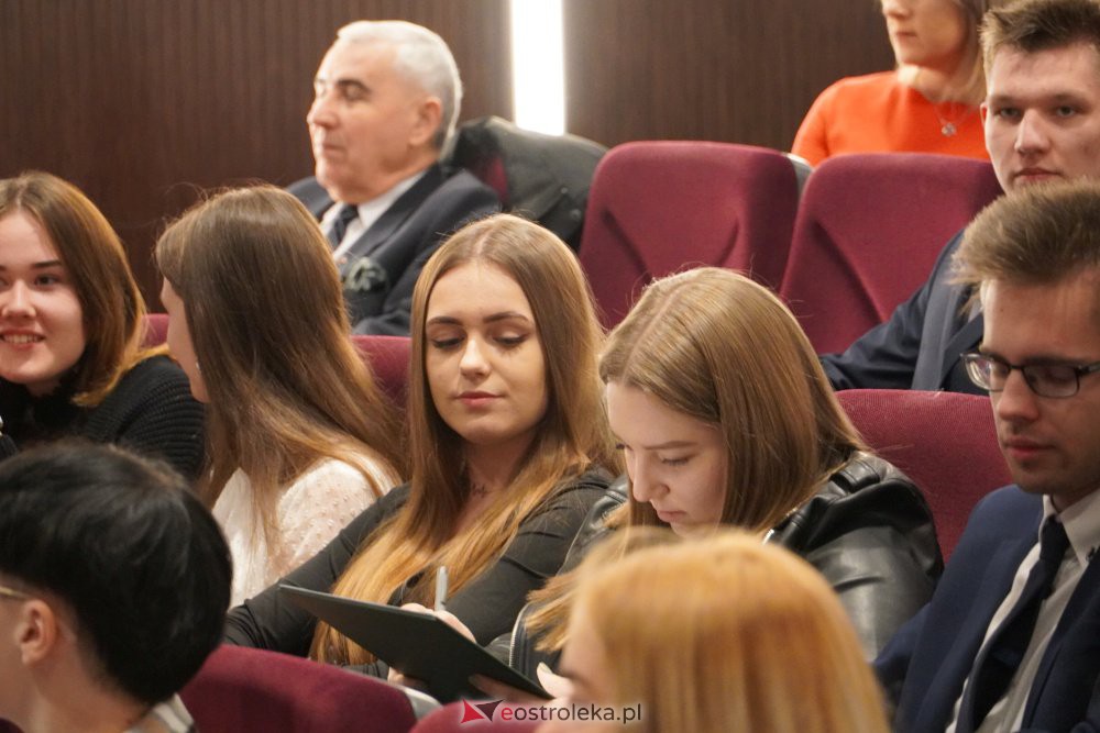 I sesja Młodzieżowej Rady Miasta II Kadencji - zdjęcie #3 - eOstroleka.pl