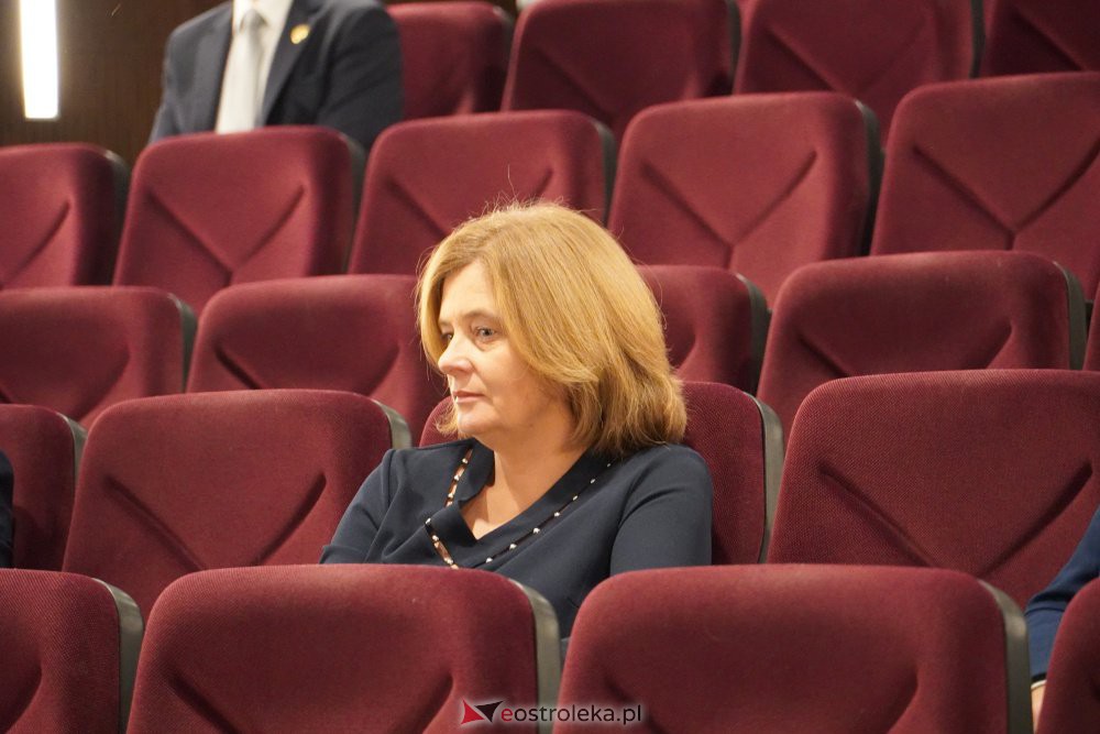 I sesja Młodzieżowej Rady Miasta II Kadencji - zdjęcie #55 - eOstroleka.pl