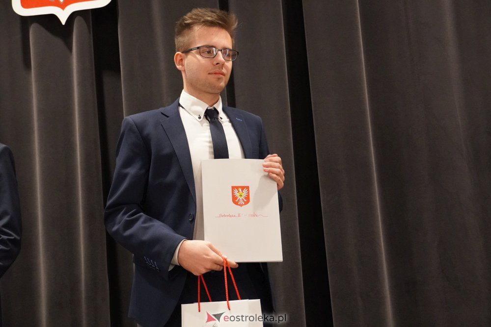 I sesja Młodzieżowej Rady Miasta II Kadencji - zdjęcie #19 - eOstroleka.pl