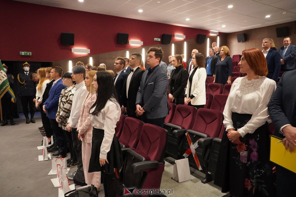 I sesja Młodzieżowej Rady Miasta II Kadencji - zdjęcie #1 - eOstroleka.pl