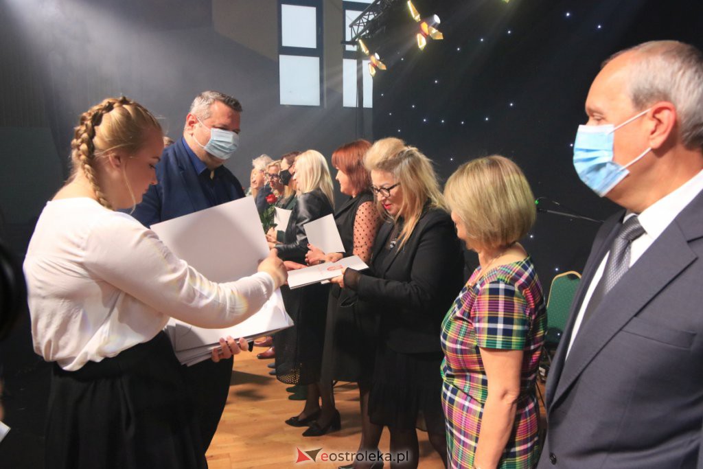 Dzień Nauczyciela w Ostrołęce [14.10.2021] - zdjęcie #131 - eOstroleka.pl