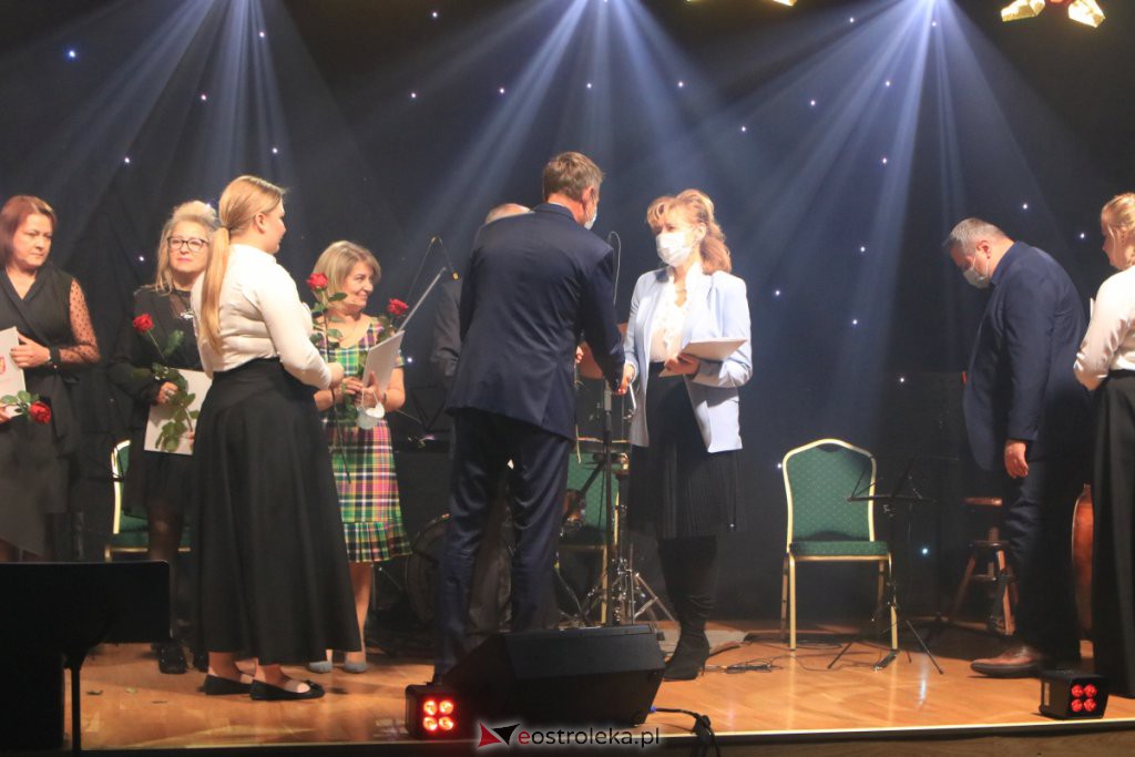 Dzień Nauczyciela w Ostrołęce [14.10.2021] - zdjęcie #129 - eOstroleka.pl